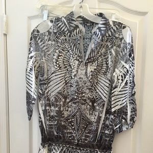 FINAL MARKDOWN Ladies bully top small